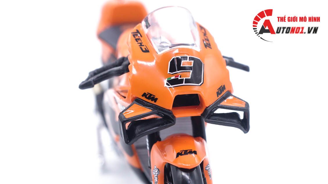Mô hình xe mô tô GP KTM RC16 Factory Racing 2021 tỉ lệ 1:18 Maisto 8117