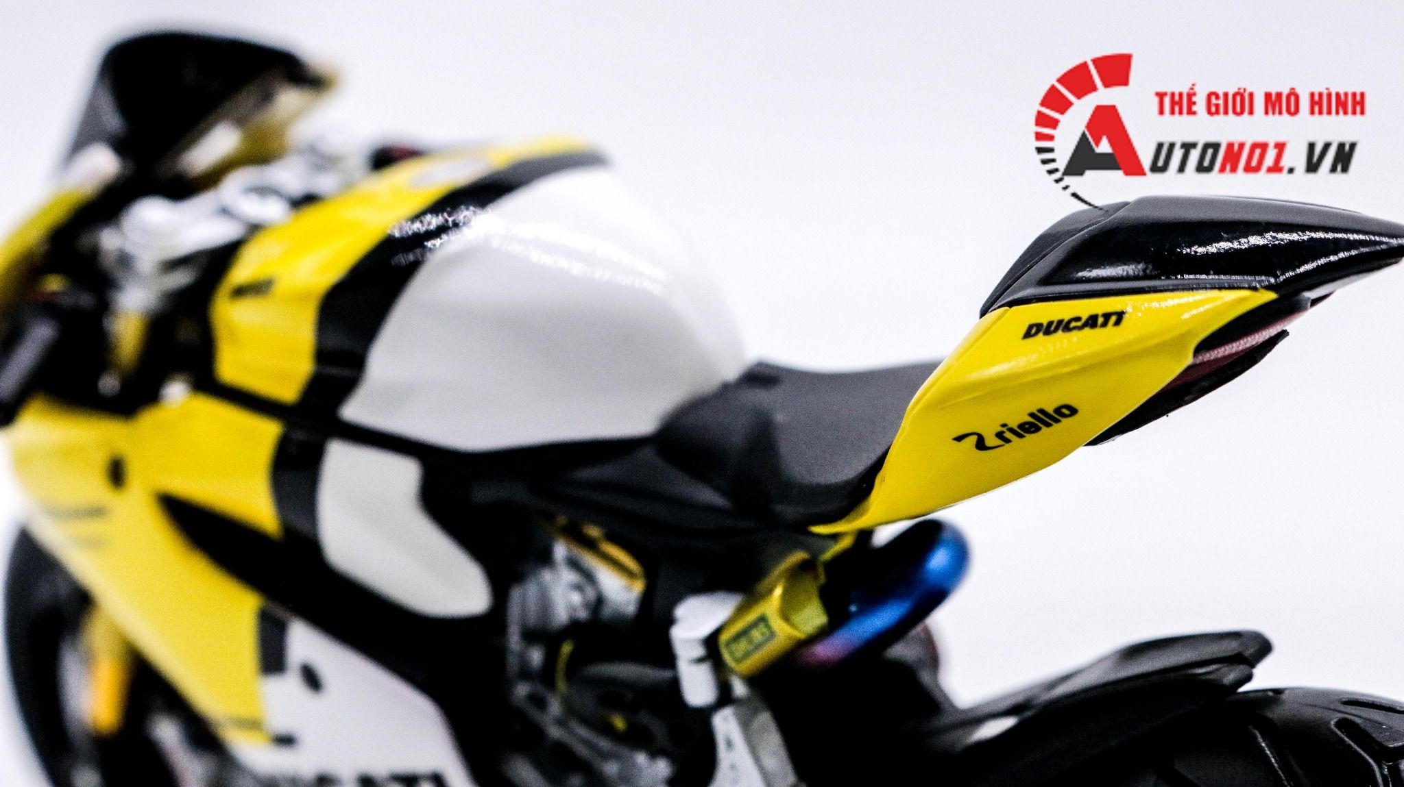 Mô hình xe độ Ducati 899 Panigale Nồi Khô Tỉ Lệ 1:12 Autono1 D077
