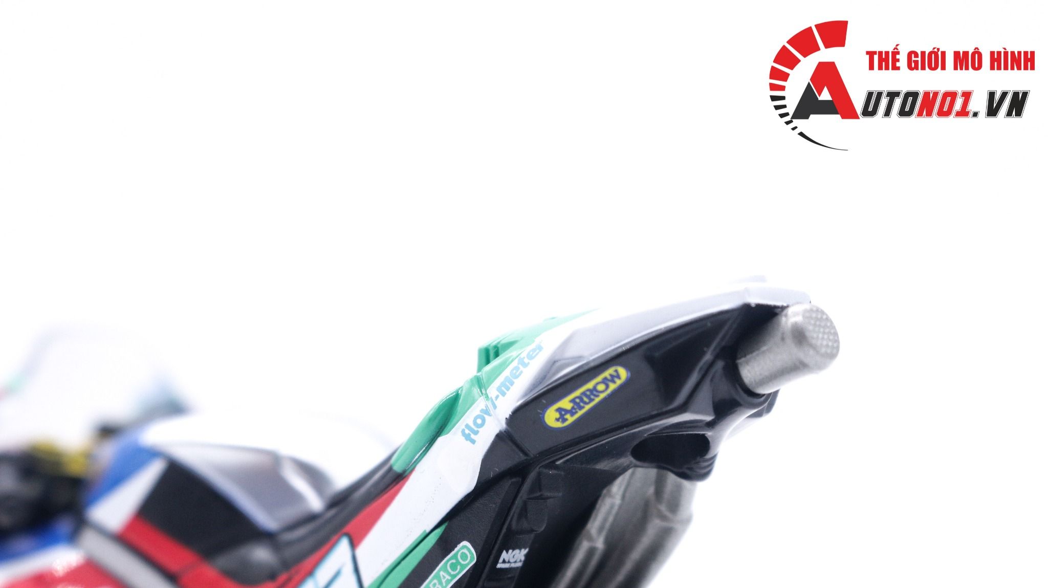  Mô hình xe mô tô GP Honda Team LCR 2021 tỉ lệ 1:18 Maisto 8127 