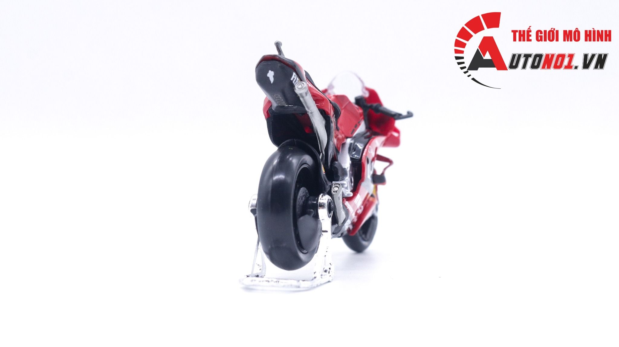  Mô hình xe mô tô GP Ducati Desmoscidici Lenovo Racing 2022 tỉ lệ 1:18 Maisto 8125 