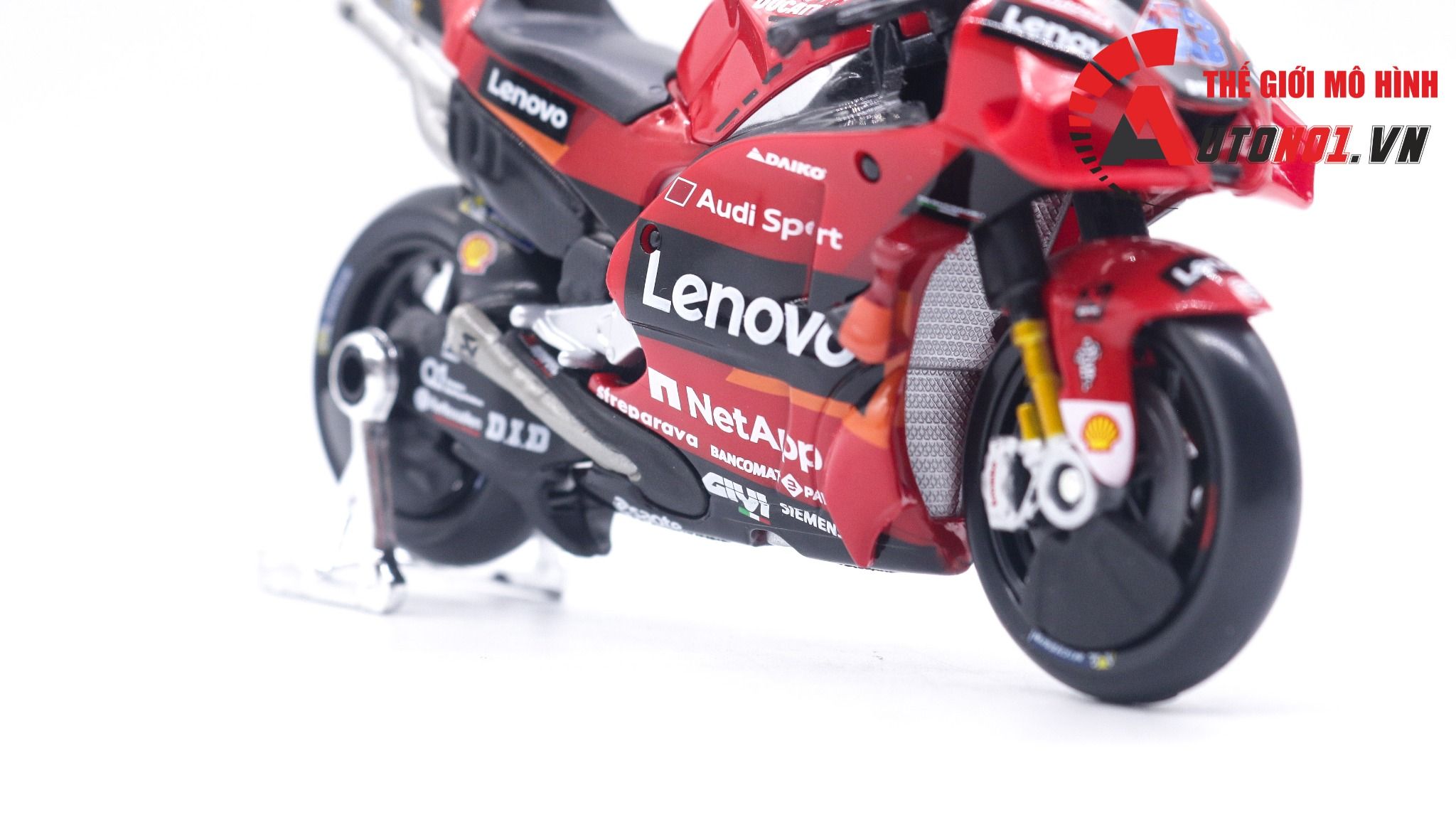 Mô hình xe mô tô GP Ducati Desmoscidici Lenovo Racing 2022 tỉ lệ 1:18 Maisto 8125
