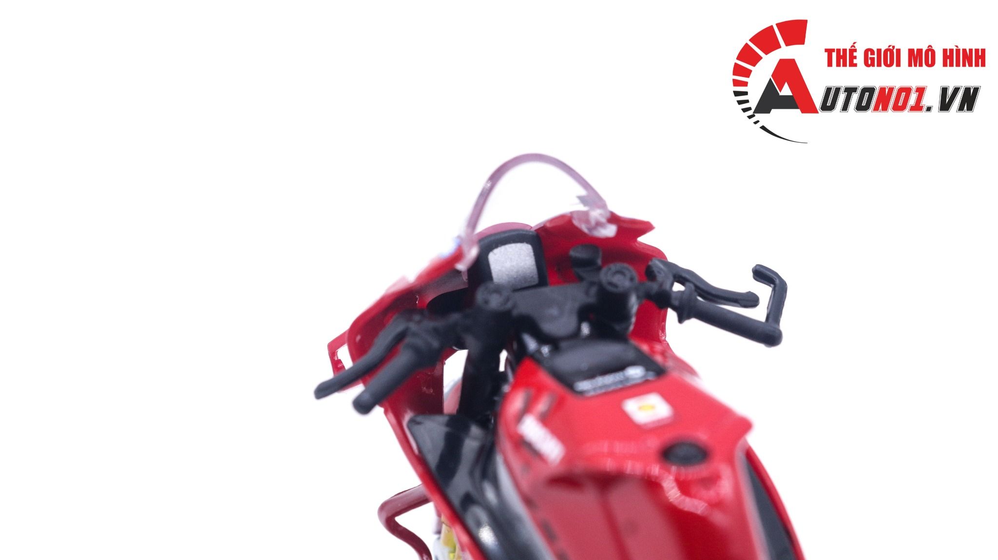 Mô hình xe mô tô GP Ducati Desmoscidici Lenovo Racing 2022 tỉ lệ 1:18 Maisto 8125