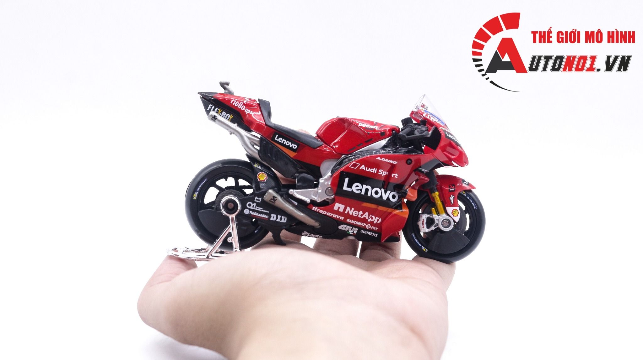 Mô hình xe mô tô GP Ducati Desmoscidici Lenovo Racing 2022 tỉ lệ 1:18 Maisto 8125
