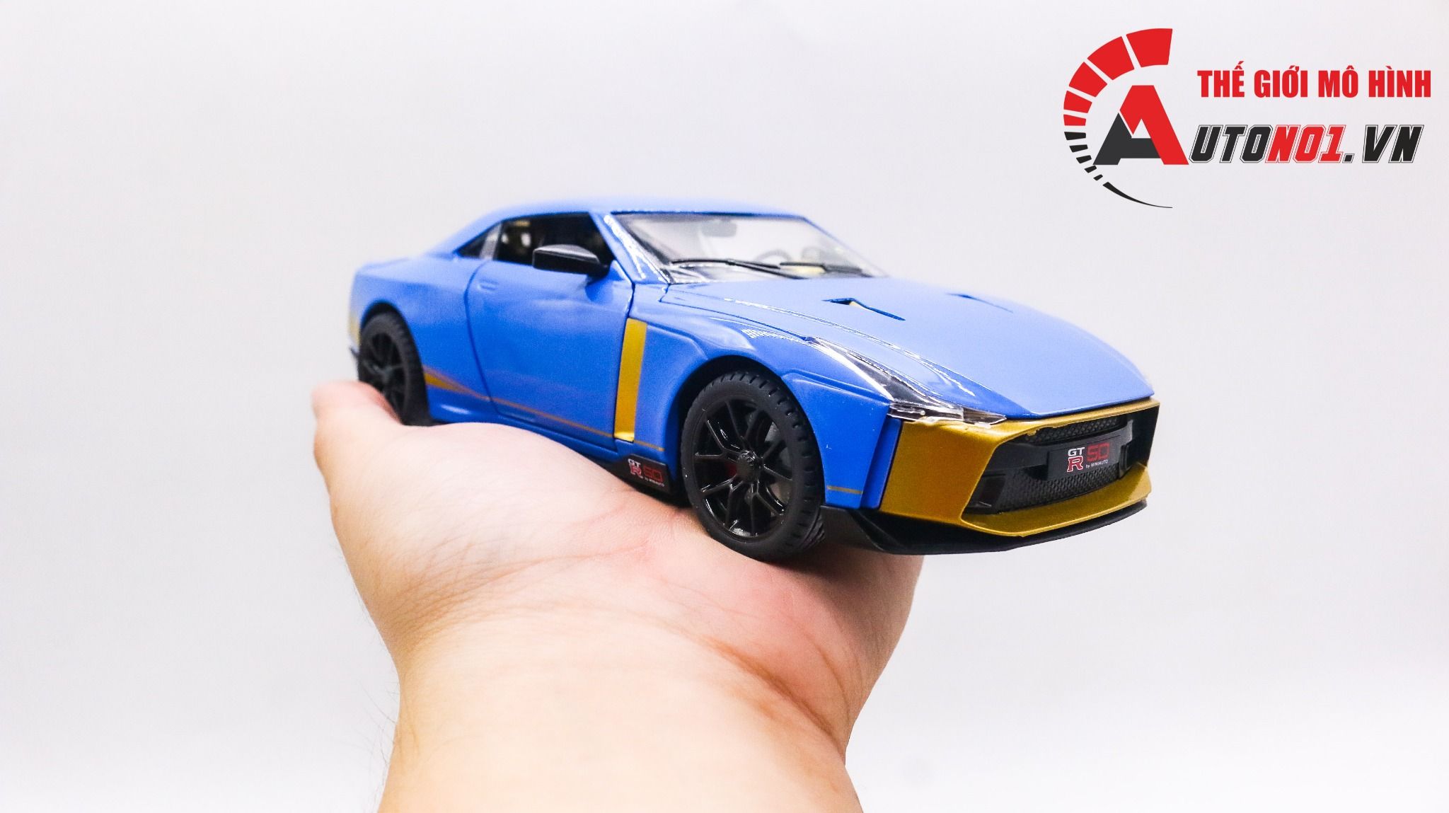 Mô hình xe Nissan GTR R50 Anniversary 50th 2021 tỉ lệ 1:24 Miniauto OT474