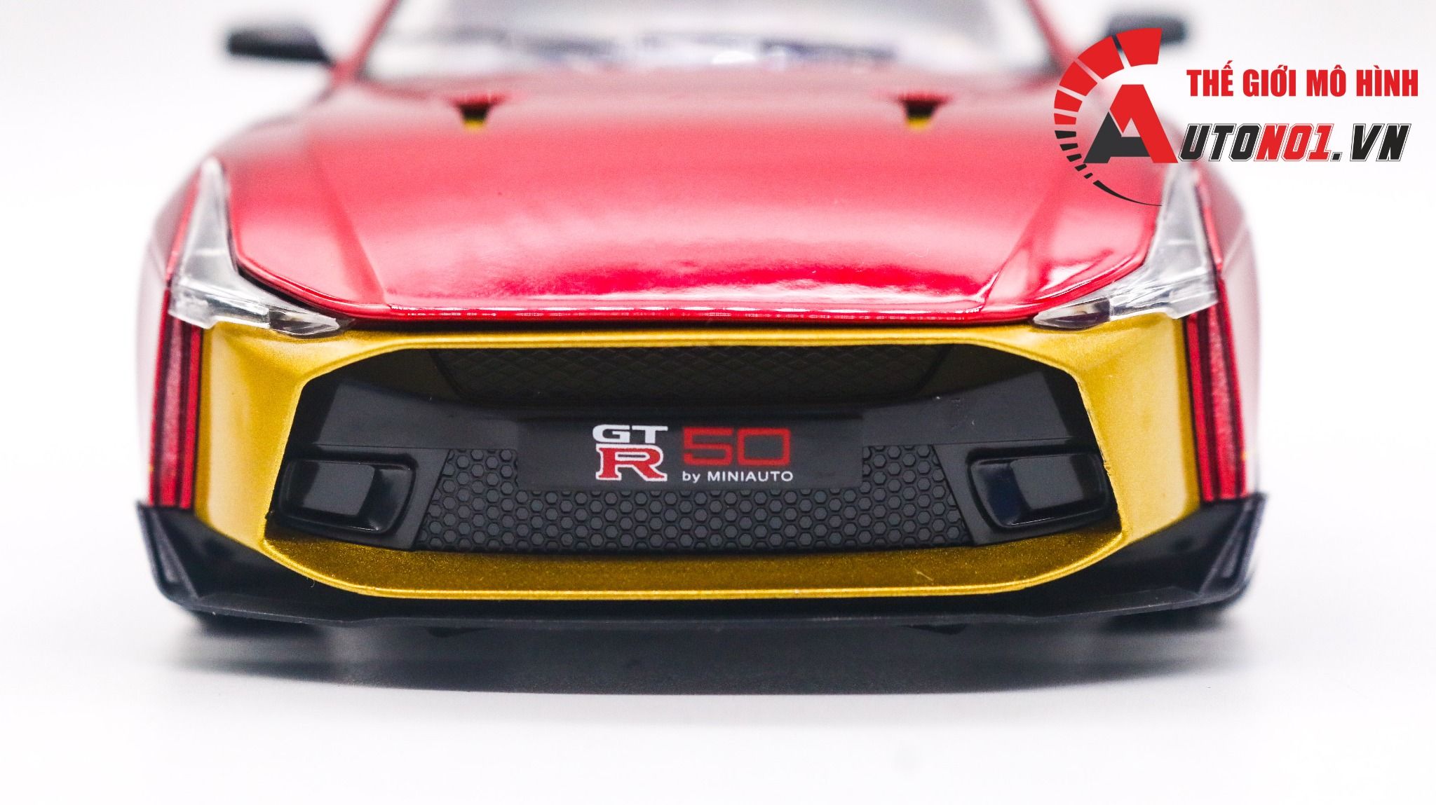 Mô hình xe Nissan GTR R50 Anniversary 50th 2021 tỉ lệ 1:24 Miniauto OT474