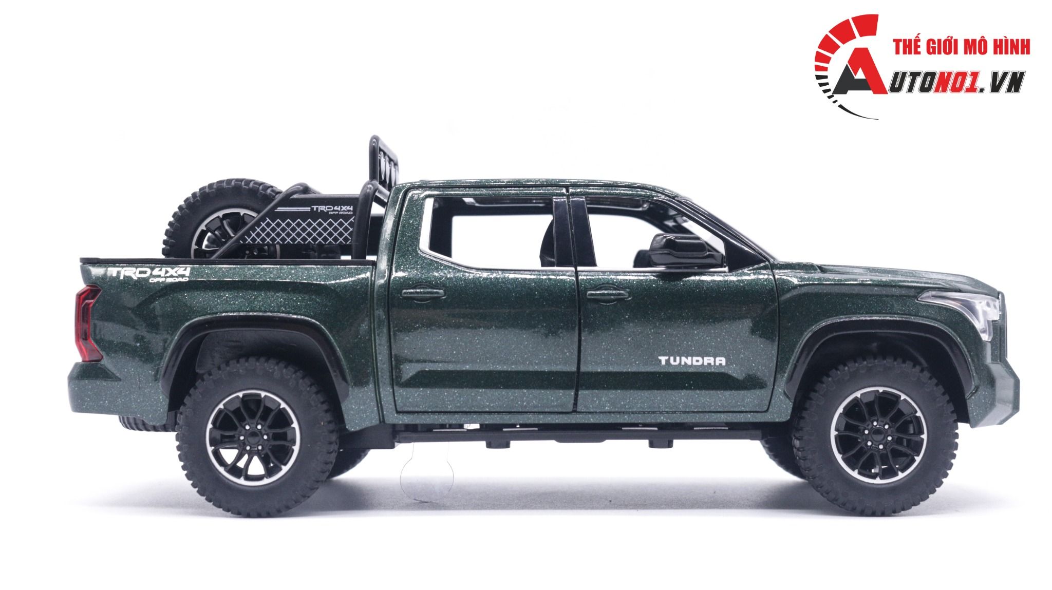 Mô hình xe bán tải Toyota Tundra TRD 4x4 1:24 Henteng model OT157