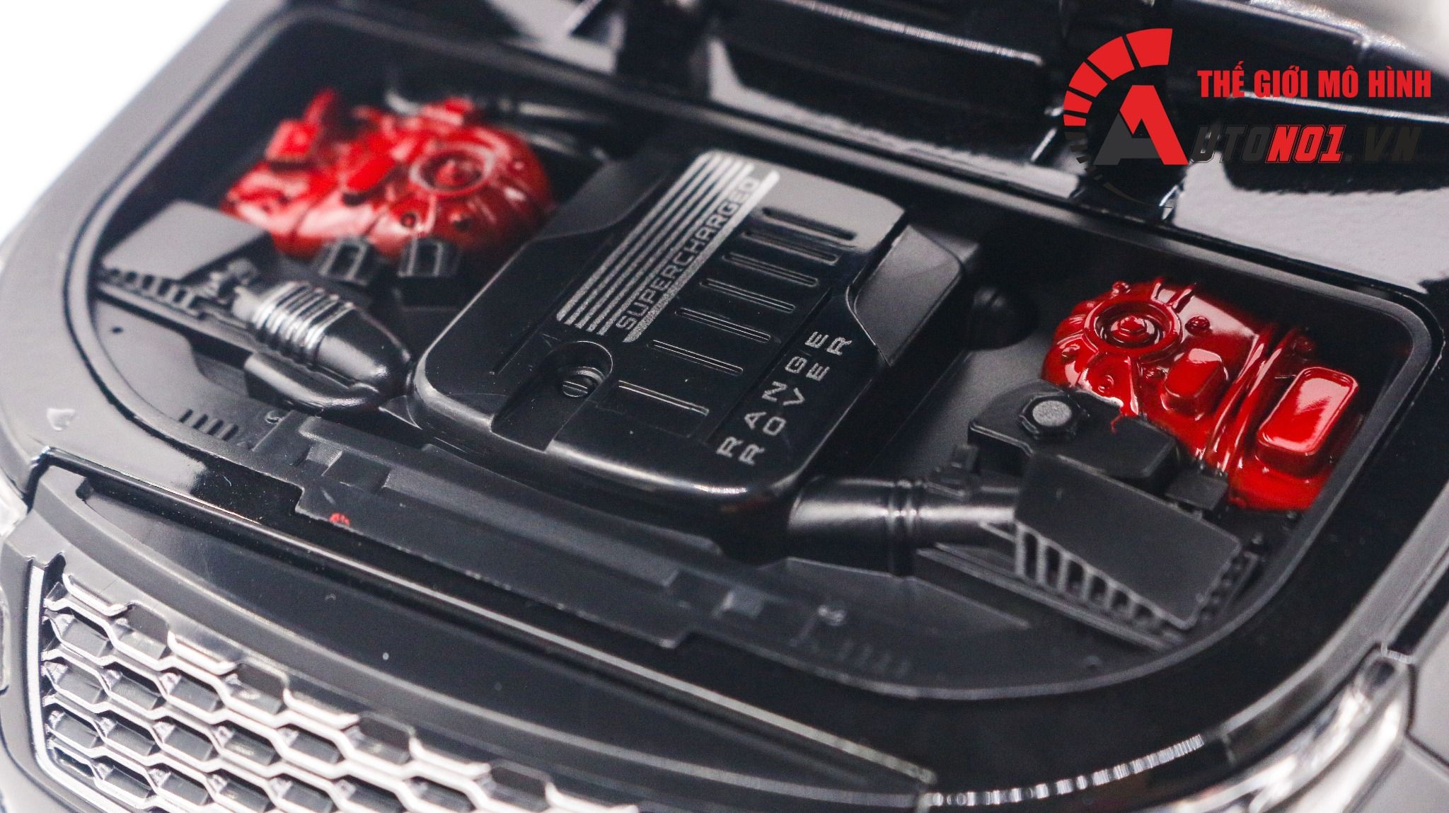 Mô hình xe Land Rover Range Rover SV Autobiography 2022 tỉ lệ 1:18 BMB 18001C 8120