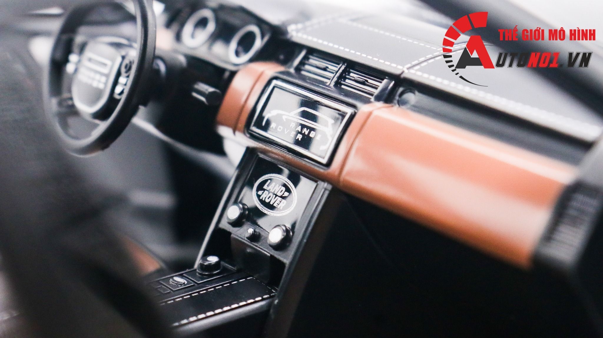 Mô hình xe Land Rover Range Rover SV Autobiography 2022 tỉ lệ 1:18 BMB 18001C 8120