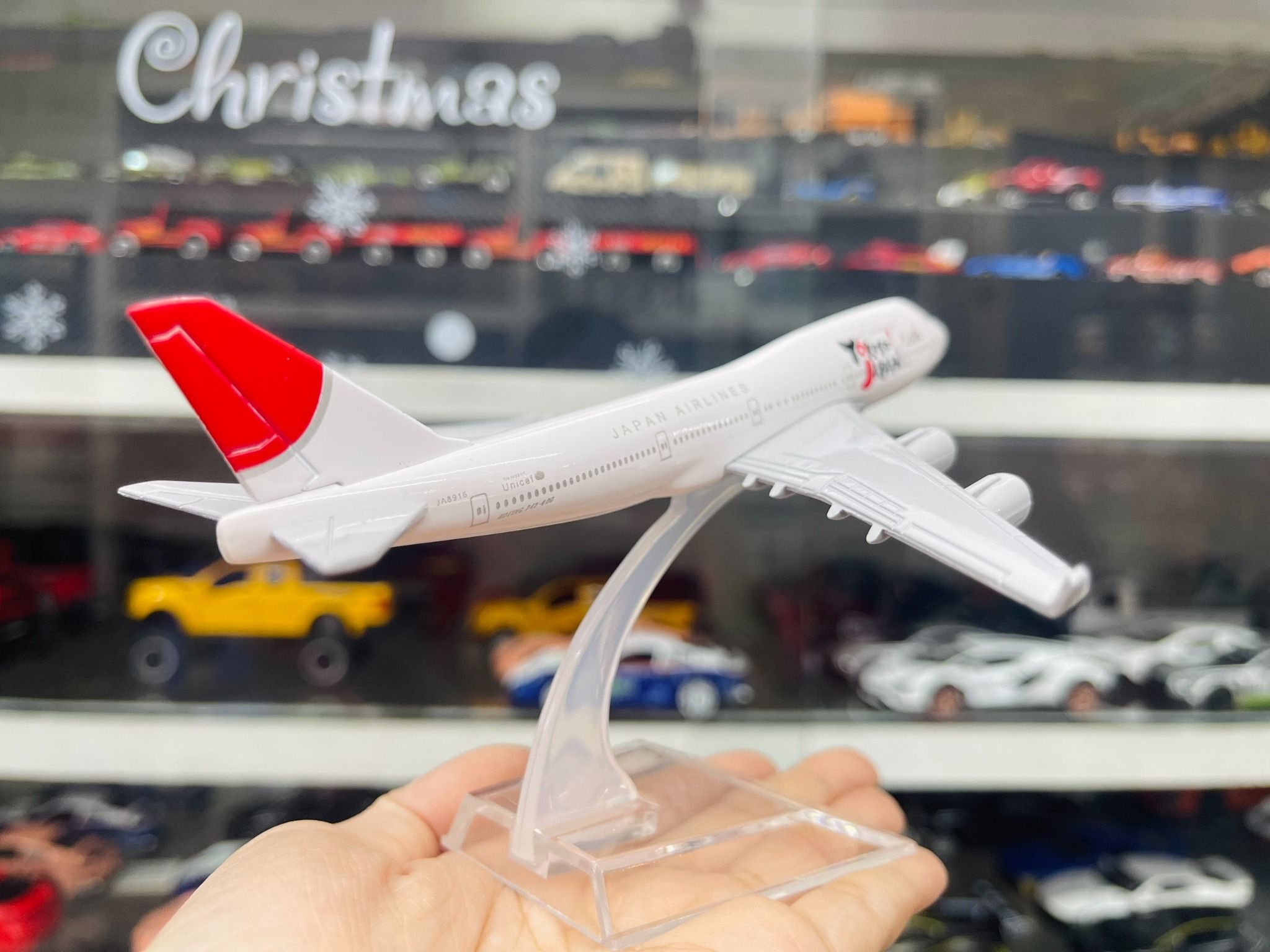 Mô hình máy bay Yokoso Japan Airlines Boeing B747-400 16cm MB16018