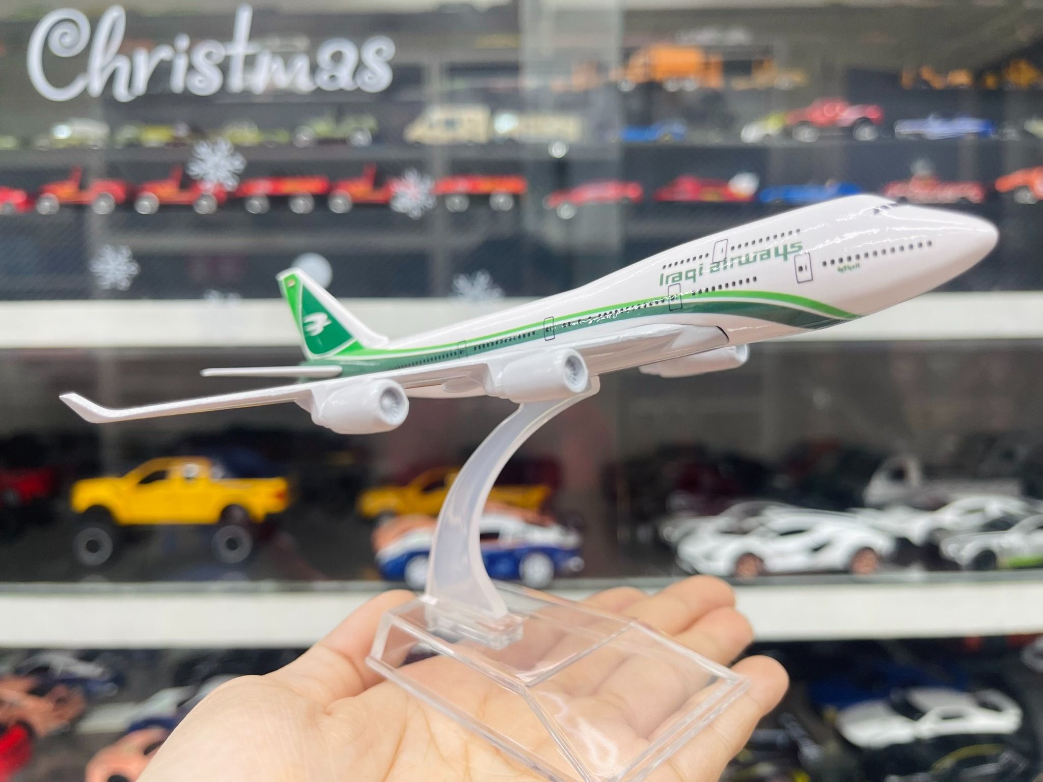 Mô hình máy bay Iraqi Airways Boeing B747 16cm MB16027