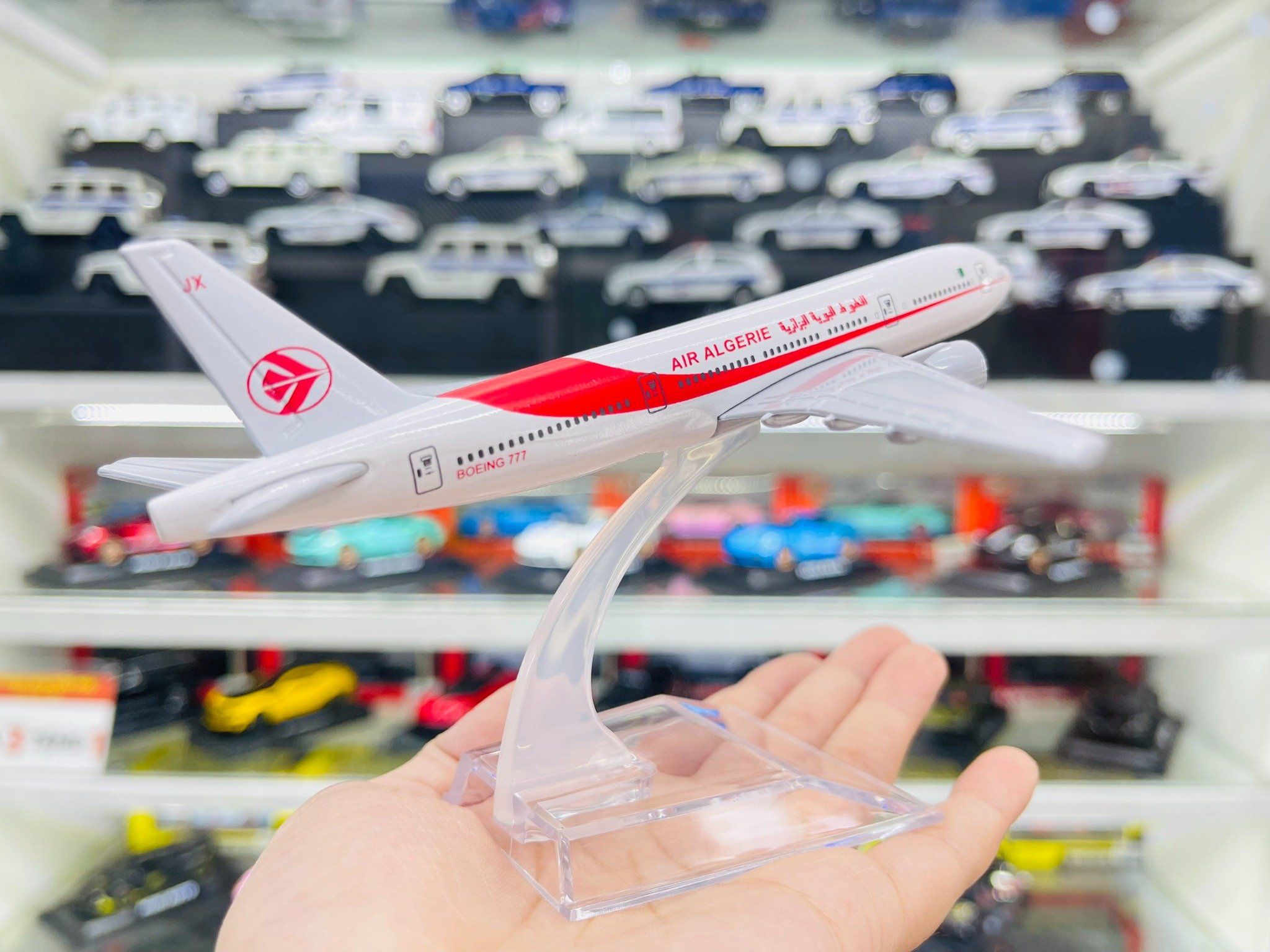 Mô hình máy bay Ageria Air Algeri Boeing B777 16cm MB16059