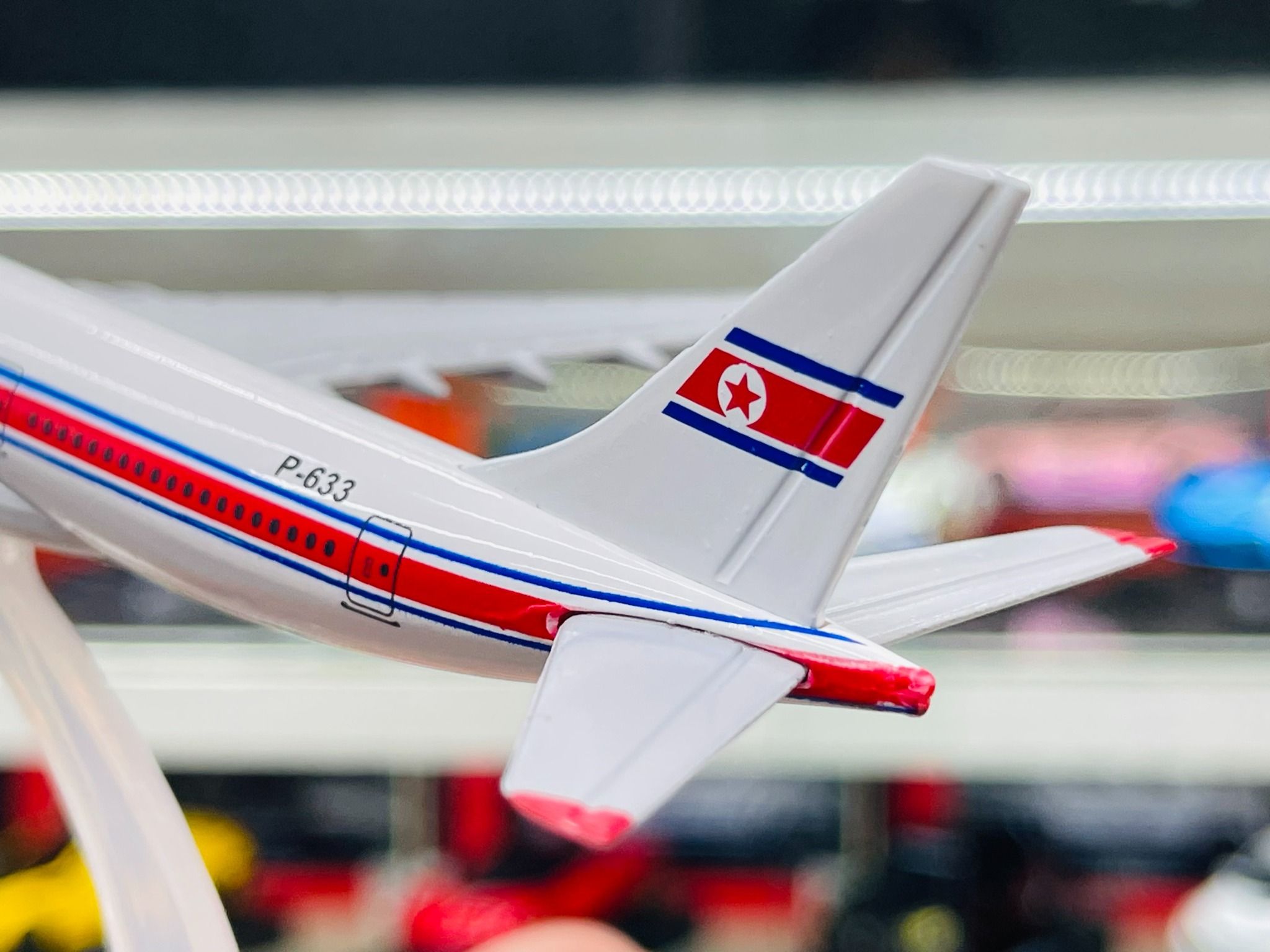 Mô hình máy bay Triều Tiên KORYO Airways Airbus A330 North Korea kích thước 16cm MB16202