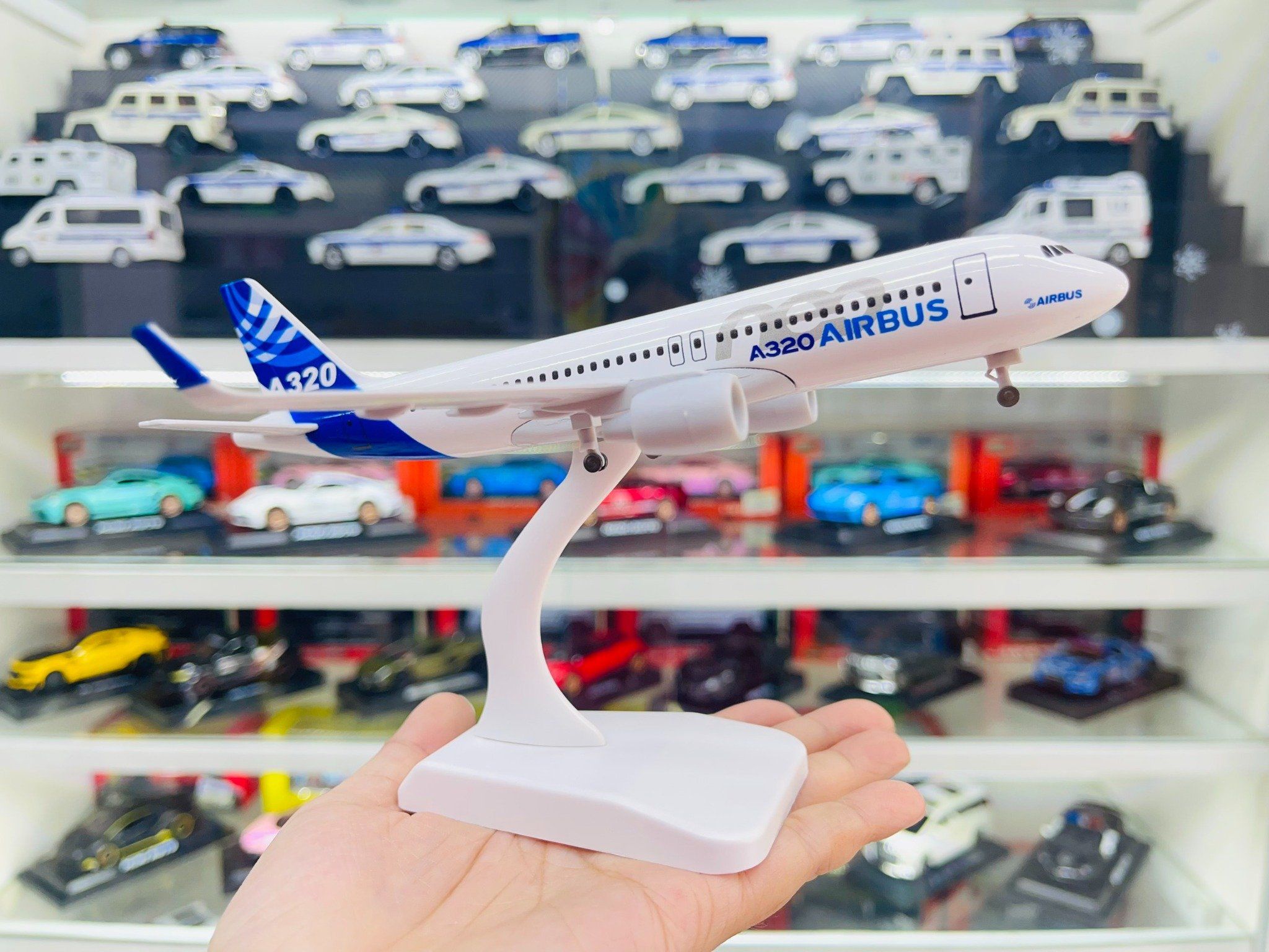 Mô hình máy bay USA Airbus A320 neo 20cm MB20004