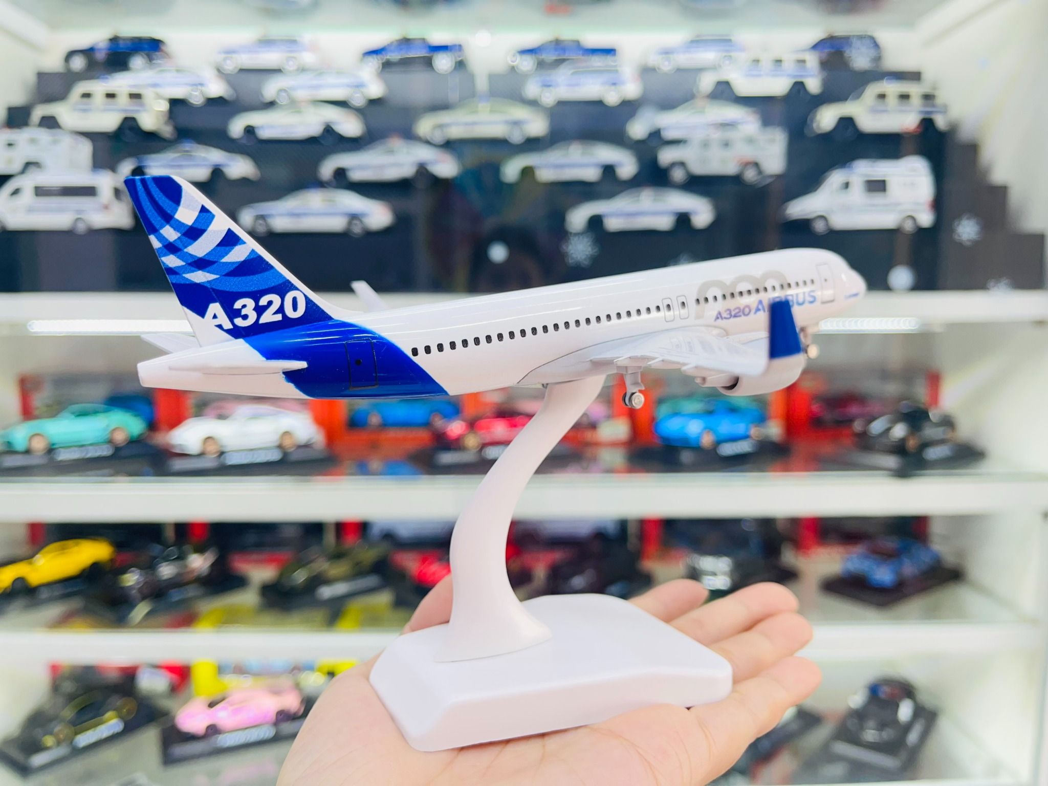 Mô hình máy bay USA Airbus A320 neo 20cm MB20004