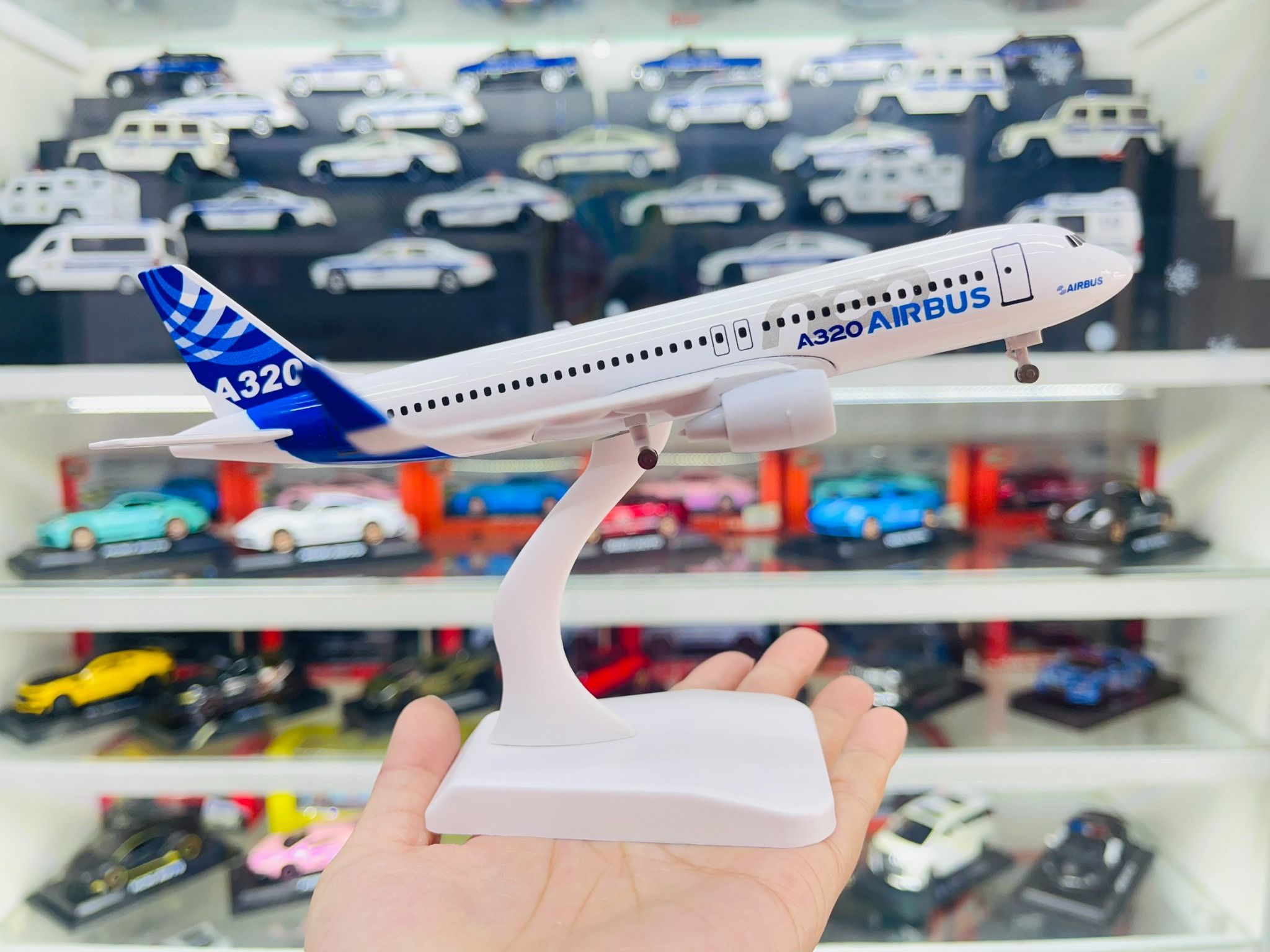 Mô hình máy bay USA Airbus A320 neo 20cm MB20004