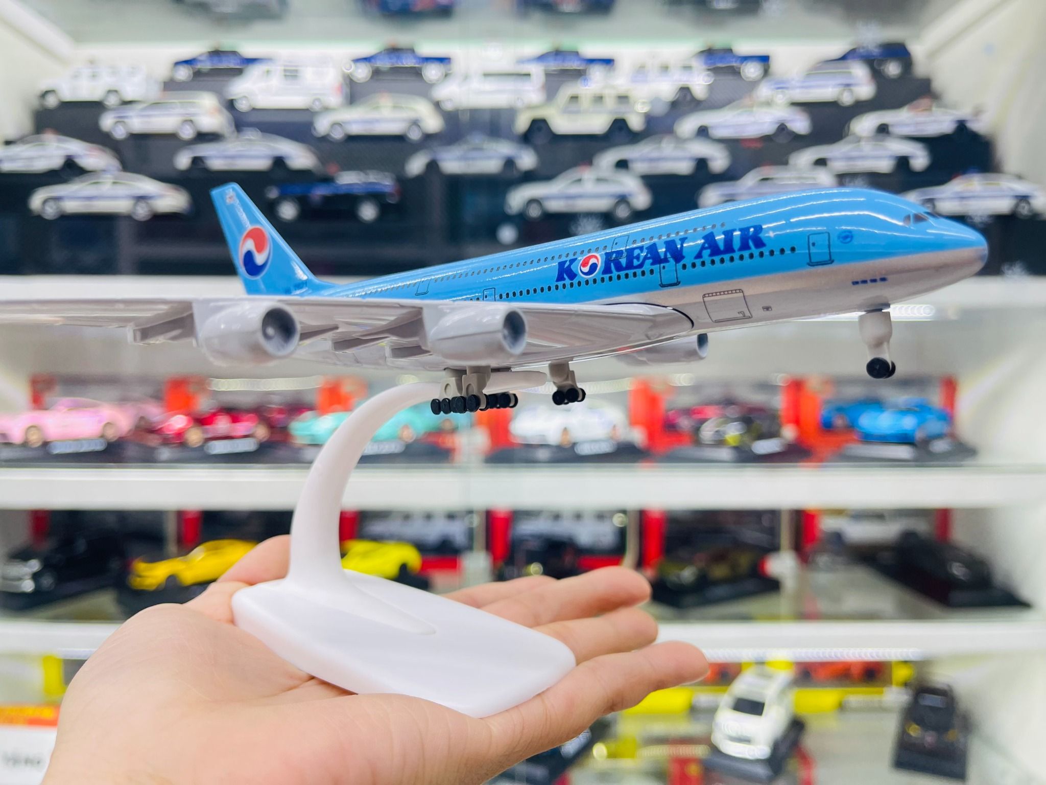 Mô hình máy bay Korean Airlines Blue Airbus A380 20cm MB20027