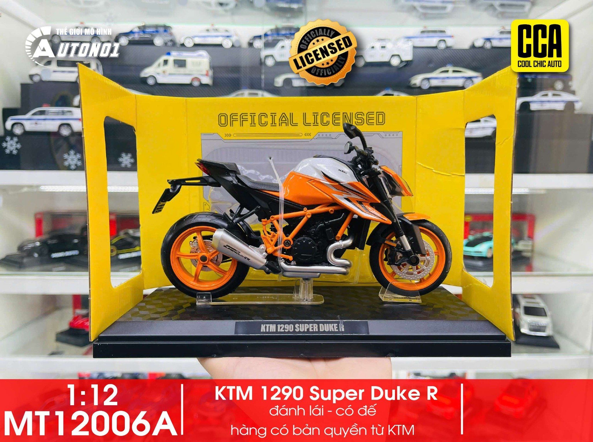 Mô hình xe KTM 1290 Super Duke R có đế tỉ lệ 1:12 CCA MT12006
