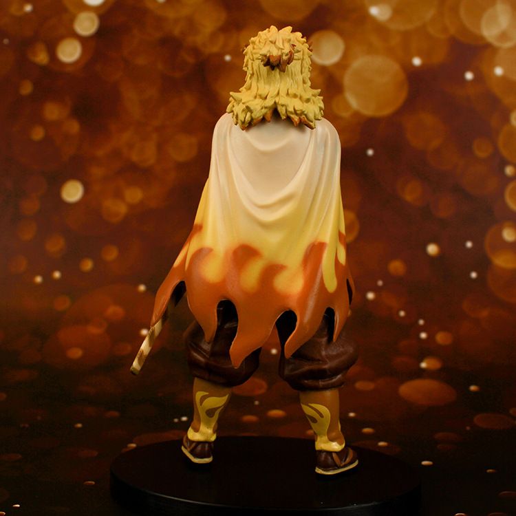Mô hình nhân vật Demon Slayer Kimetsu No Yaiba Kyojuro Rengoku 15cm FG153