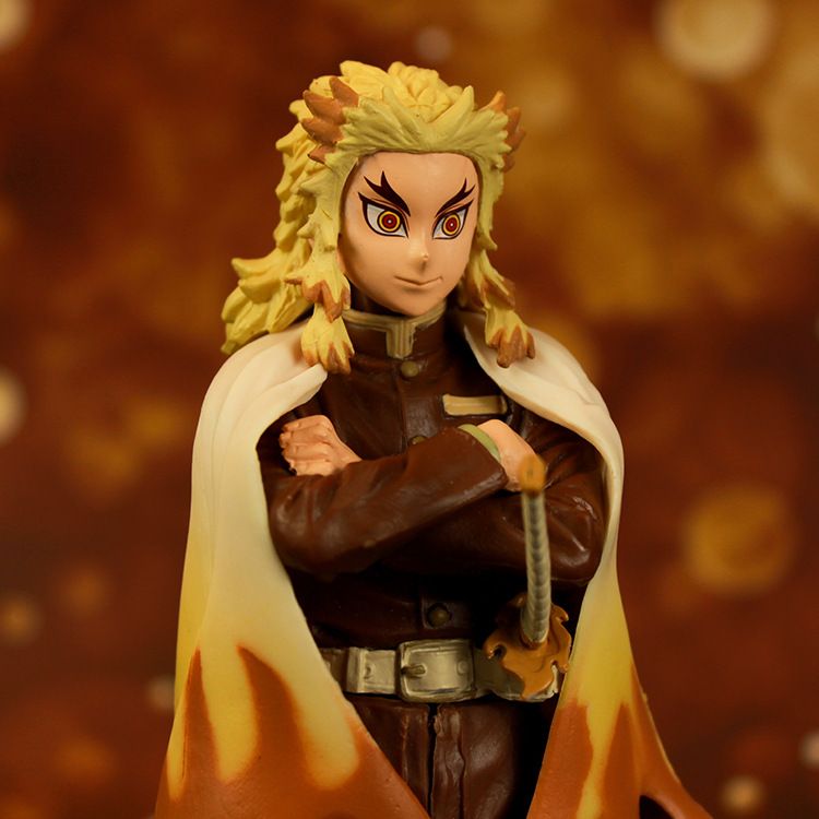 Mô hình nhân vật Demon Slayer Kimetsu No Yaiba Kyojuro Rengoku 15cm FG153