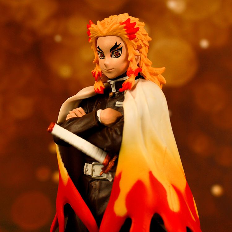 Mô hình nhân vật Demon Slayer Kimetsu No Yaiba Kyojuro Rengoku 15cm FG153