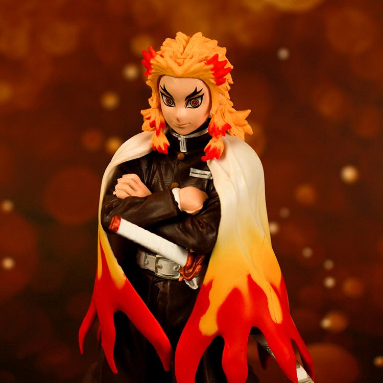 Mô hình nhân vật Demon Slayer Kimetsu No Yaiba Kyojuro Rengoku 15cm FG153