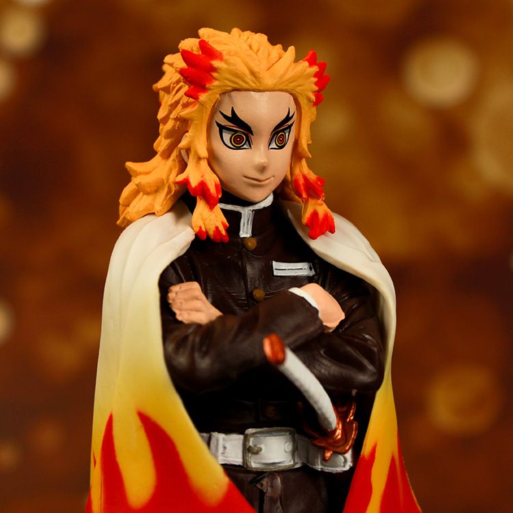 Mô hình nhân vật Demon Slayer Kimetsu No Yaiba Kyojuro Rengoku 15cm FG153