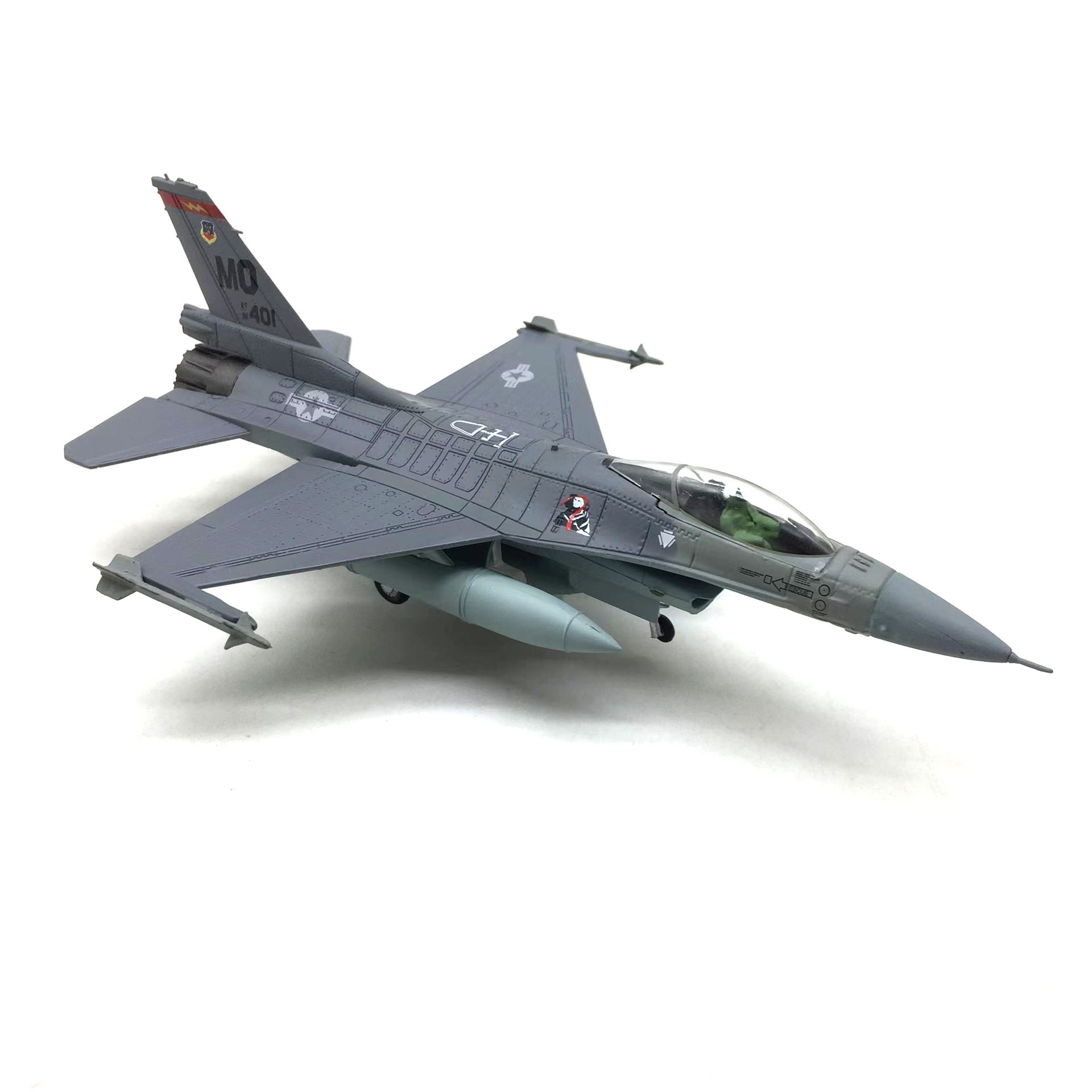  Mô hình máy bay chiến đấu Air Force USA F-16C Falcon tỉ lệ 1:100 Ns models MBQS043 