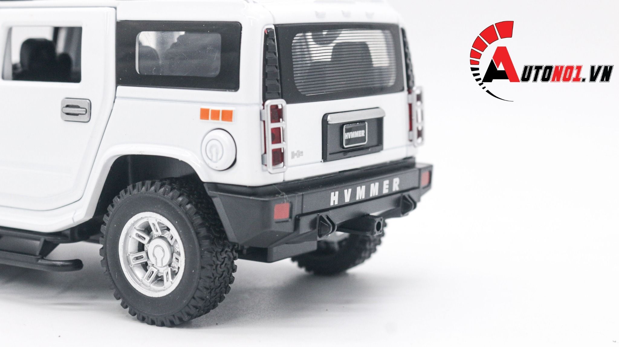 Mô hình xe ô tô Hummer H2 full open tỉ lệ 1:24 Alloy moel K2-25-A OT170