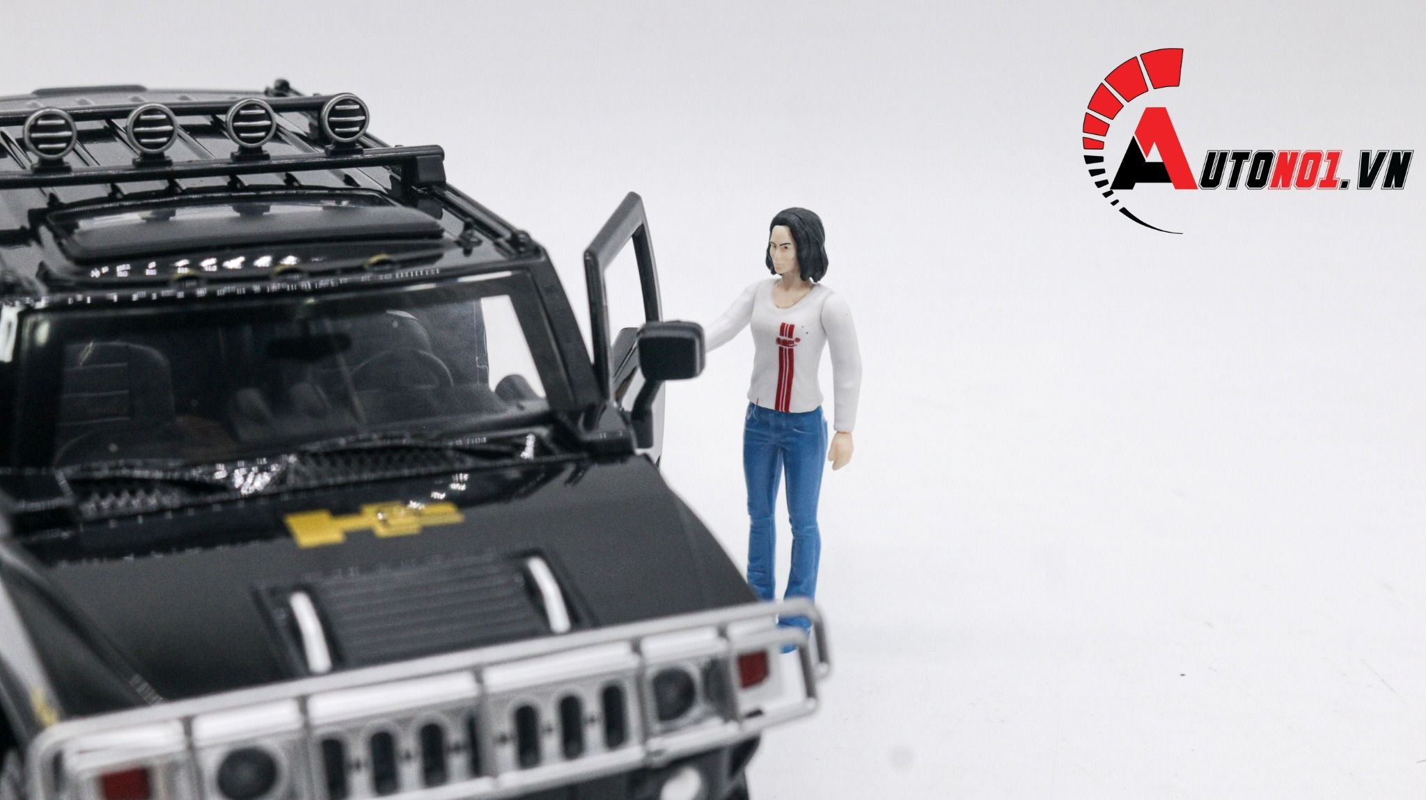 Mô hình xe ô tô Hummer H2 full open tỉ lệ 1:24 Alloy moel K2-25-A OT170