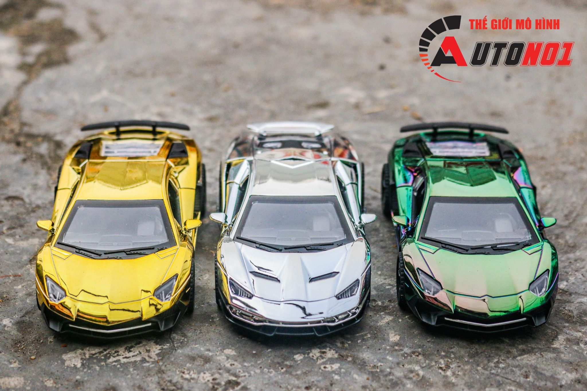 Mô hình xe Lamborghini Aventador LP700-4 phiên bản màu mạ tỉ lệ 1:32 Miniauto OT32015