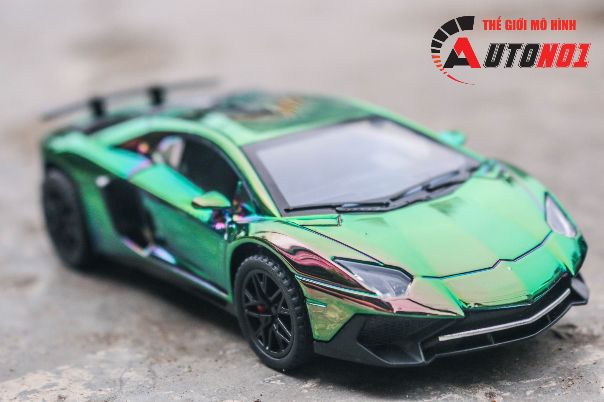 Mô hình xe Lamborghini Aventador LP700-4 phiên bản màu mạ tỉ lệ 1:32 Miniauto OT32015