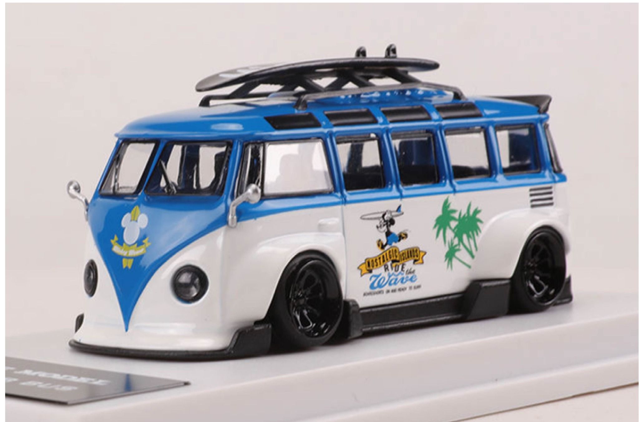 Mô hình xe Volkswagen Bus VW RWB T1 Wide Body tỉ lệ 1:64 có đế và hộp mica LMLF 43-T1