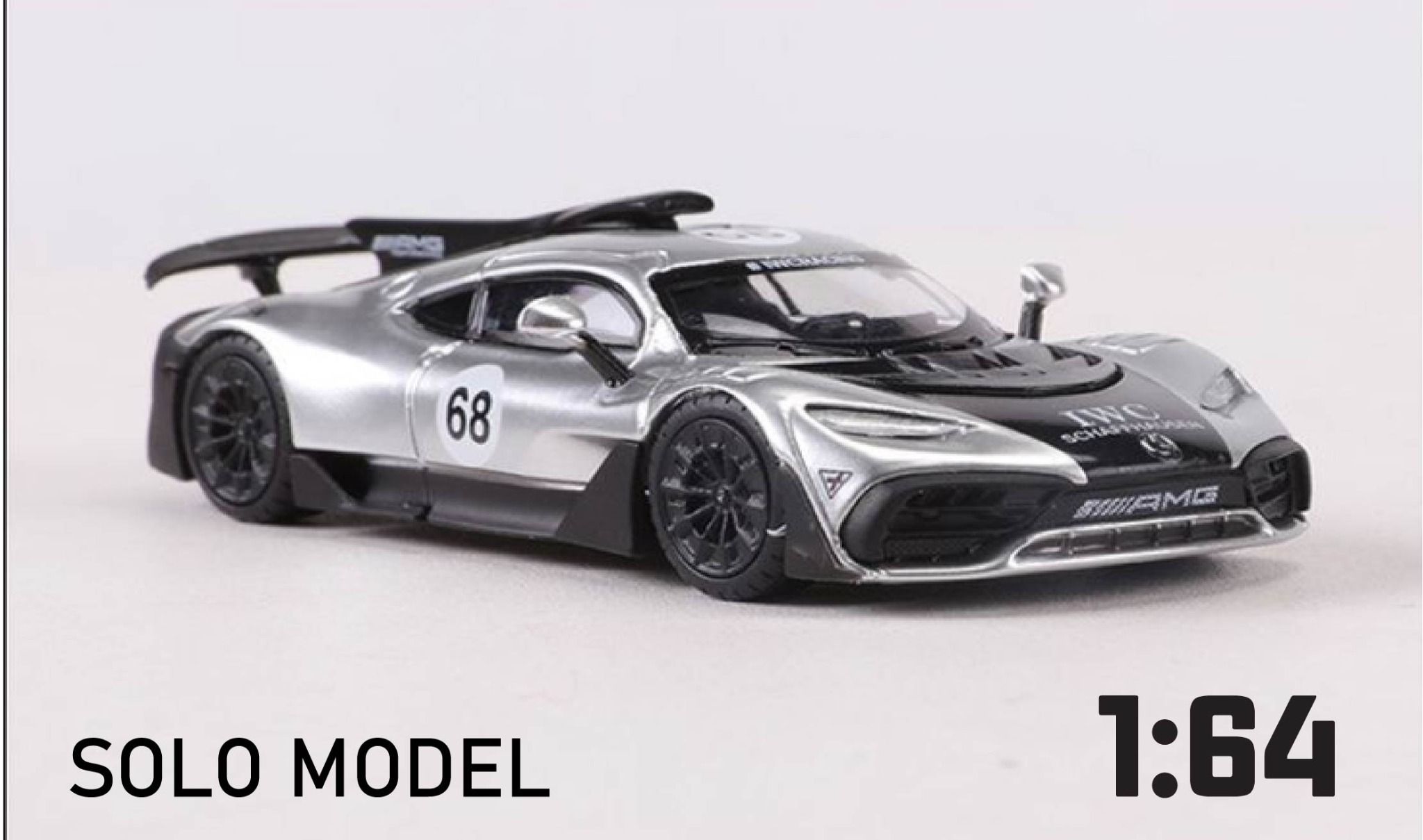 Mô hình xe Mercedes-Benz AMG ONE sports tỉ lệ 1:64 có đế và hộp mica Solo Model OT64041