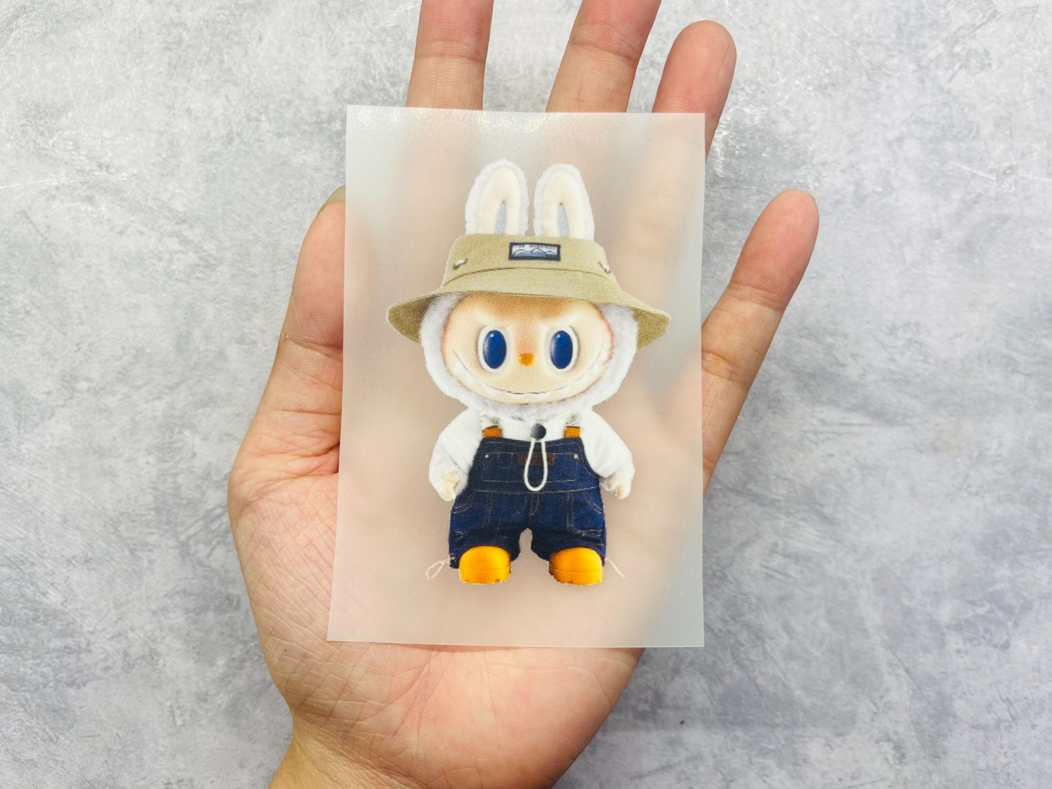 Sticker PET in chuyển nhiệt - hình ủi lên vải - nón - áo - quần Labubu Capybara Autono1 PE002