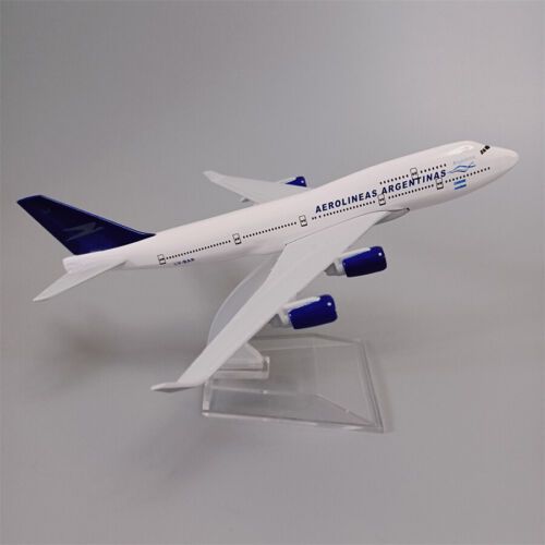Mô hình máy bay Aerolineas Argentinas L.V.SAR Boeing B747 16cm MB16166