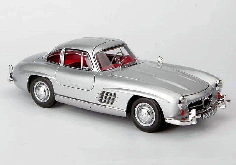 MÔ HÌNH XE MERCEDES BENZ 300SL 1954 SILVER 1:18 NOREV 8026