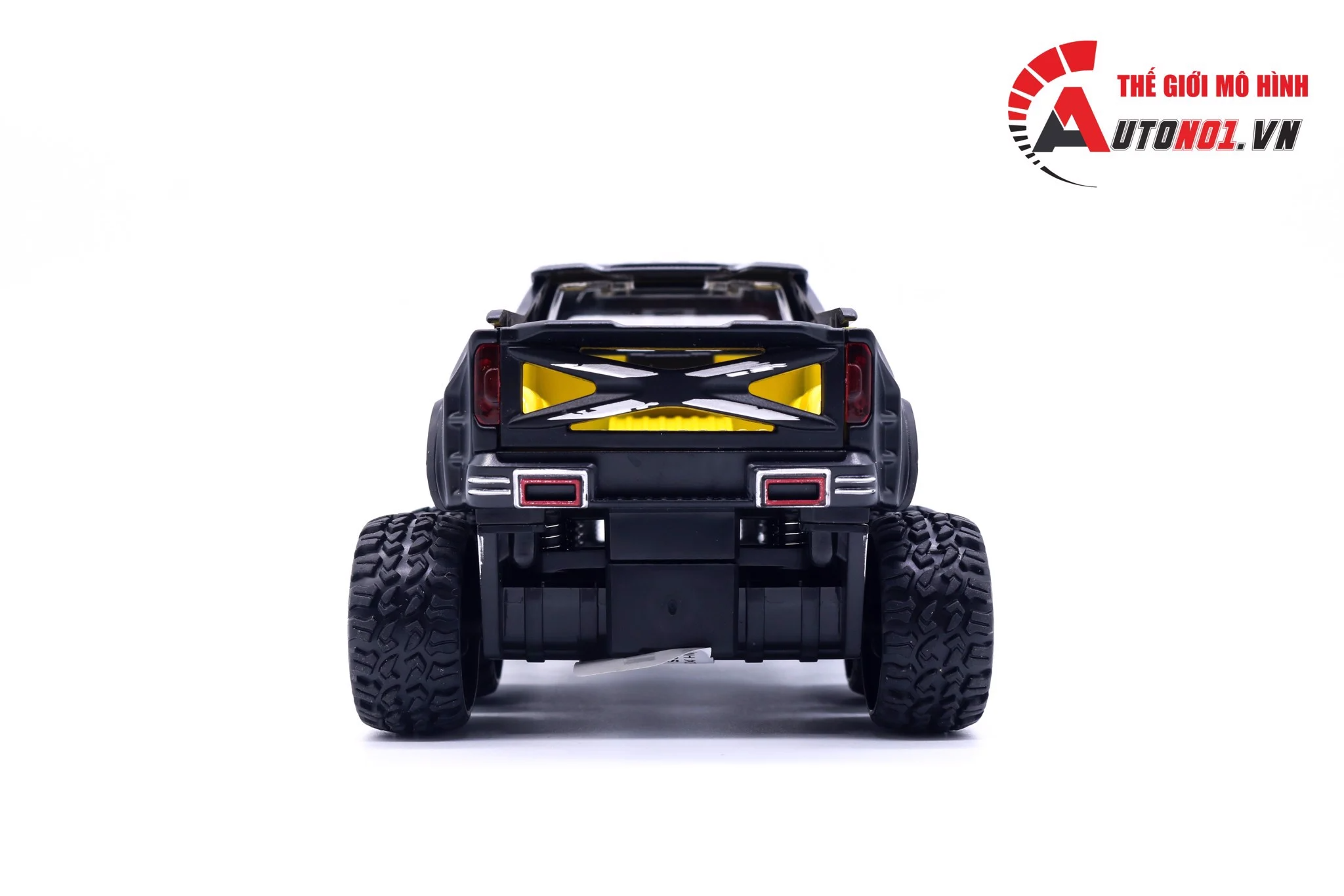 Mô hình xe Mercedes X-Class 6x6 Pickup Offroad 1:28 Chimei Model 7149