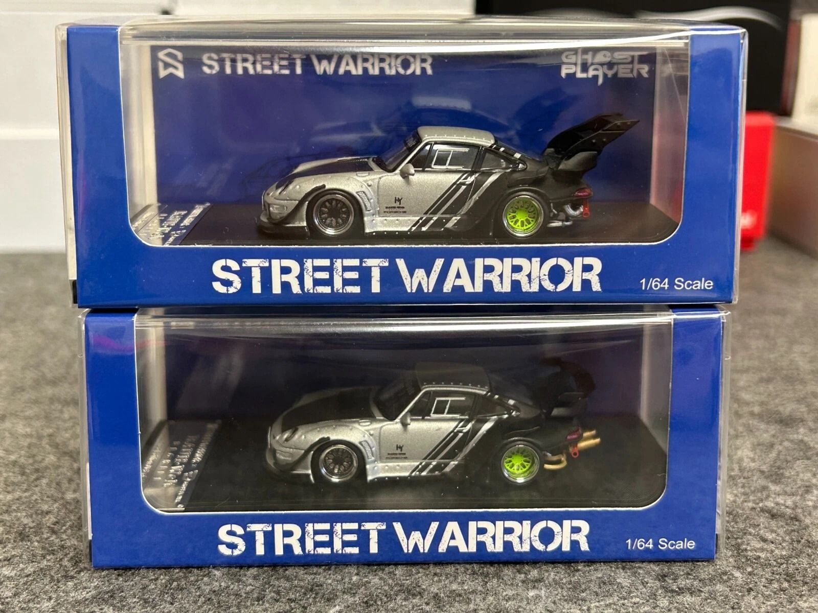 Mô hình xe Porsche Rauth Welt RWB 993 GT wipe body silver - carbon rear wing tỉ lệ 1:64 Street Weapon OT64449