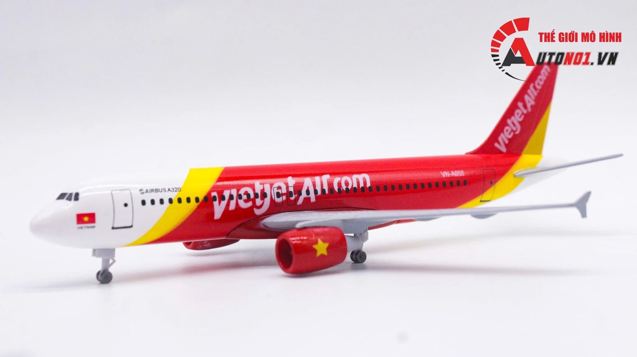  Mô hình máy bay Vietjet Air VN-A668 Airbus A320 20cm MB20006 