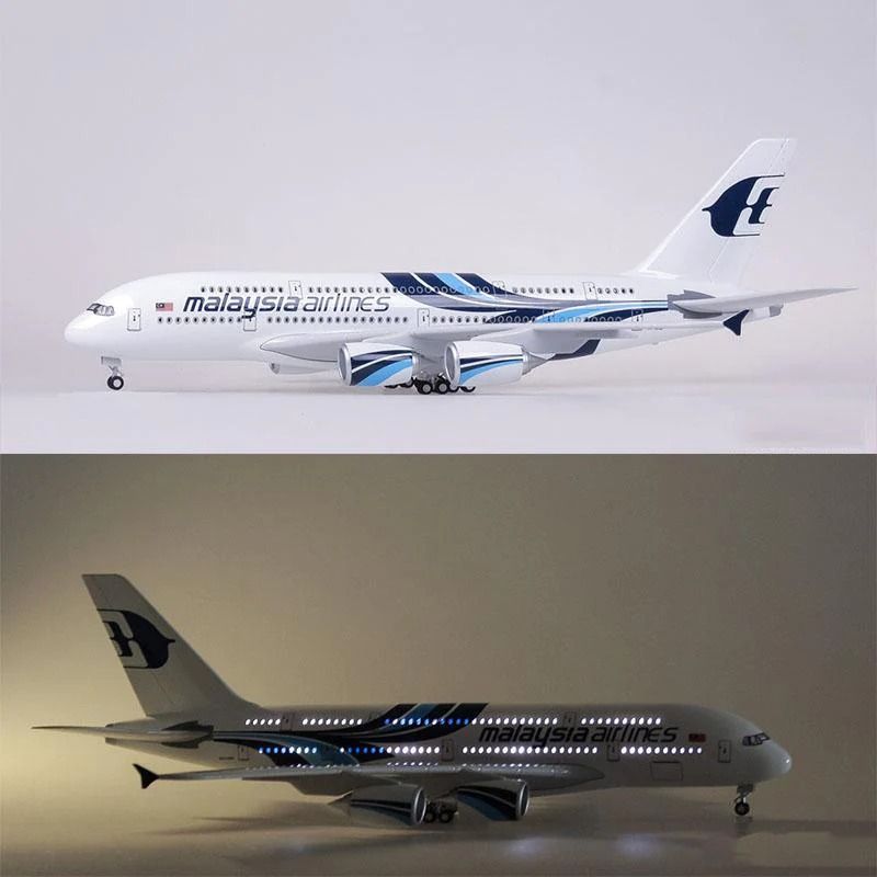 Mô hình máy bay Malaysia Airlines Airbus A380 47cm 1:160 có đèn led tự động theo tiếng vỗ tay hoặc chạm MB47026