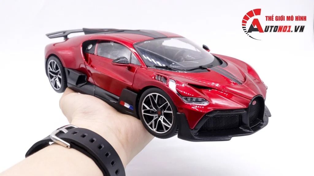 MÔ HÌNH XE BUGATTI DIVO 1:18 BBURAGO 5852