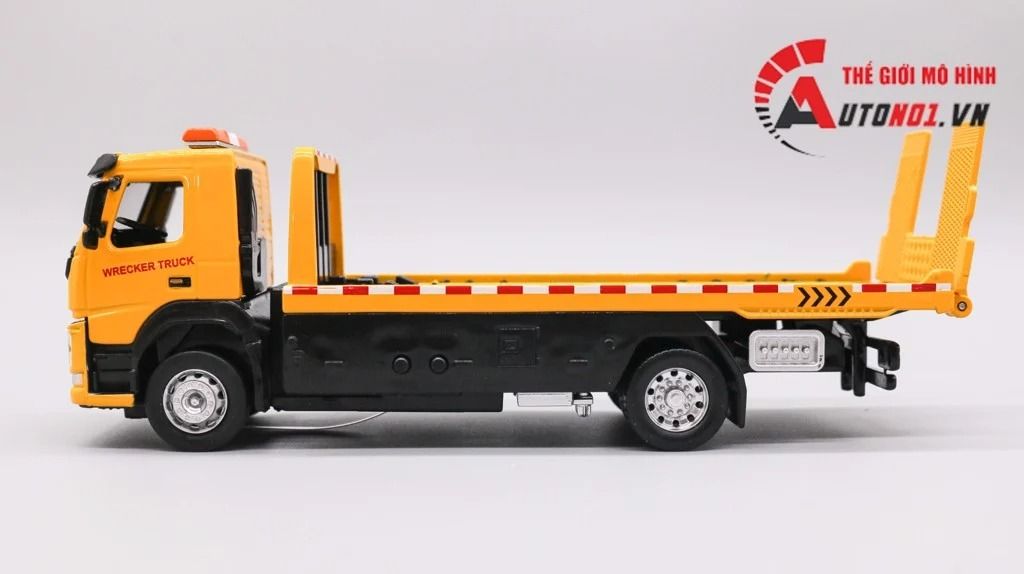 MÔ HÌNH XE TẢI CỨU HỘ VOLVO WRECKER TRUCK 1:50 DIECAST METAL 7917