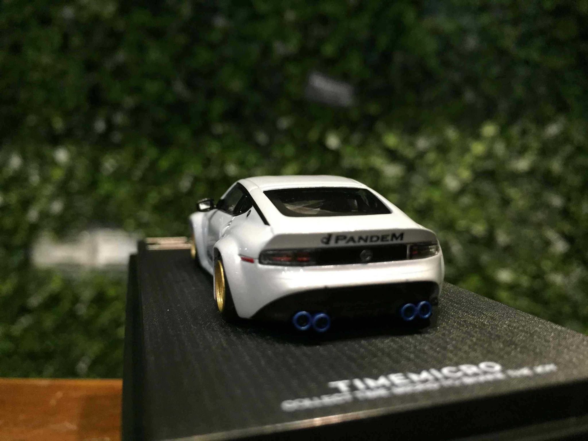 Mô hình xe Nissan 400Z tỉ lệ 1:64 Time Micro TM649103