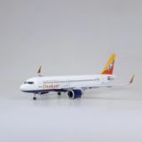  Mô hình máy bay Bhutan Airlines Drukair Airbus A320 Neo 47cm có đèn led tự động theo tiếng vỗ tay hoặc chạm MB47061 