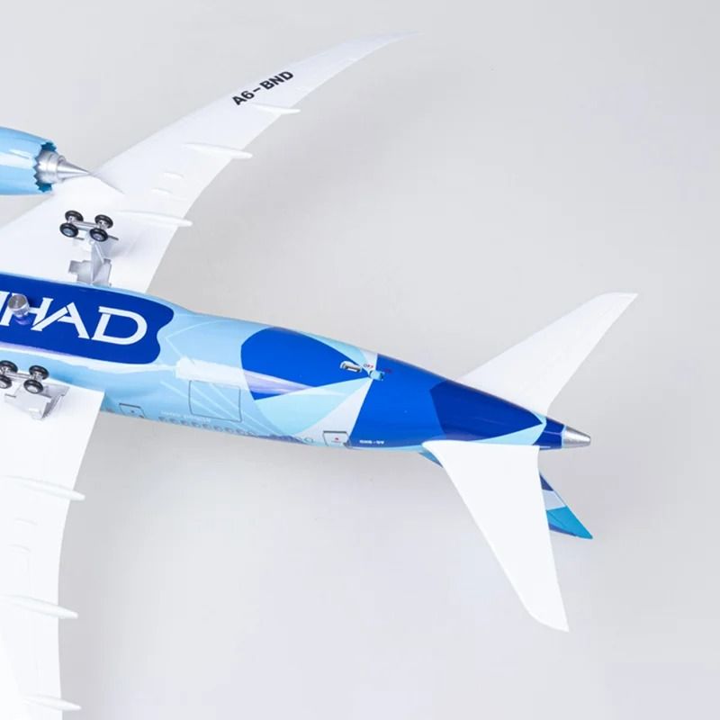 Mô hình máy bay Jason Tutu Etihad Boeing B787 blue Ả Rập 47cm có đèn led tự động theo tiếng vỗ tay hoặc chạm MB47047