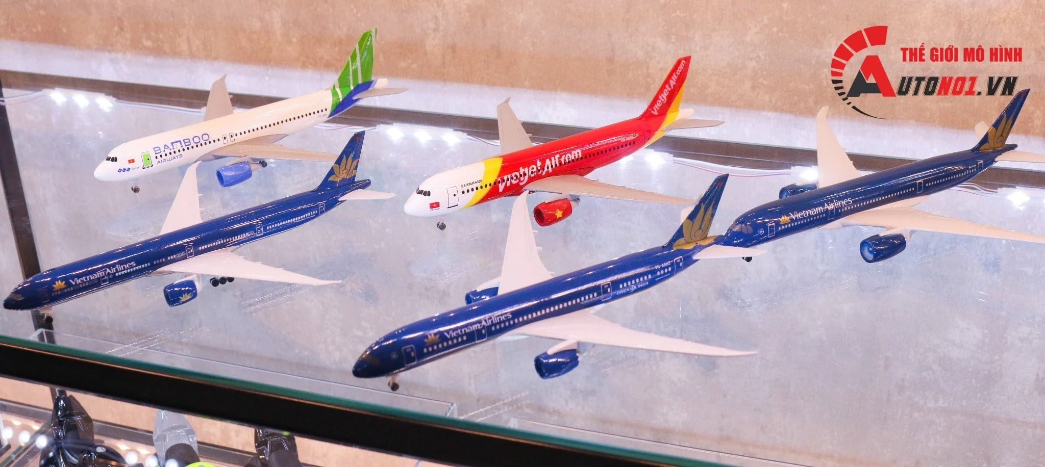  Mô hình máy bay Vietjet Air VN-A668 Airbus A320 20cm MB20006 