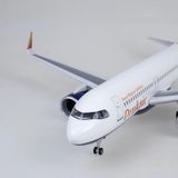  Mô hình máy bay Bhutan Airlines Drukair Airbus A320 Neo 47cm có đèn led tự động theo tiếng vỗ tay hoặc chạm MB47061 