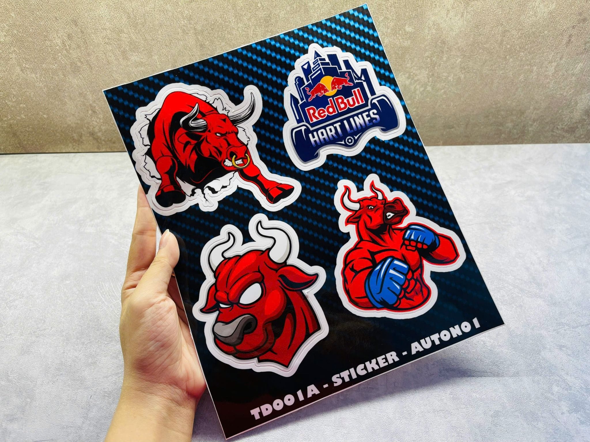 Decal nhựa PVC- nhựa sữa trang trí xe - điện thoại - laptop - máy tính - nón - ly Redbull kích thước 20 x 25cm Autono1 TD001