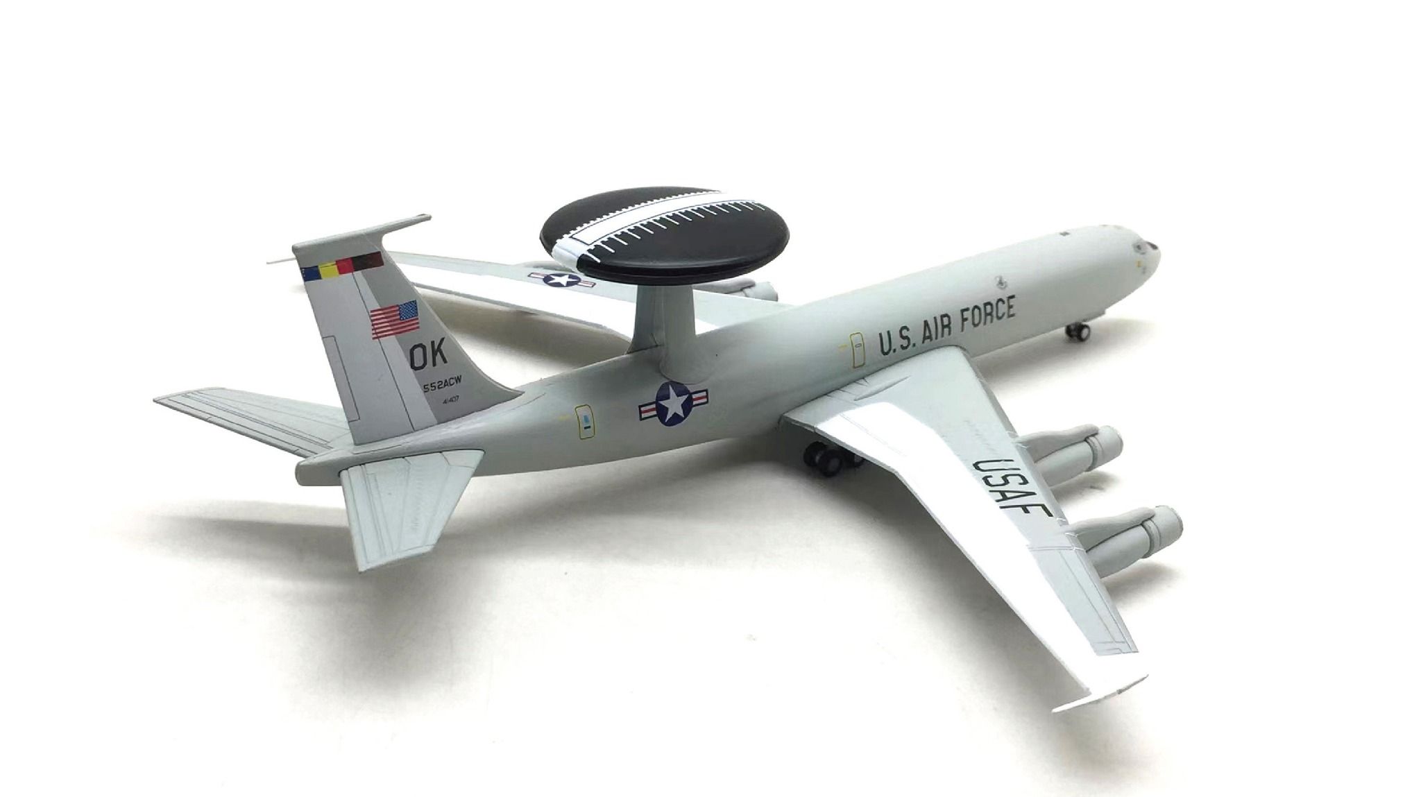 Máy bay quân sự trinh sát phòng không Boeing E-3 Sentry AWACS USAF tỉ lệ 1:200 Ns Model MBQS049