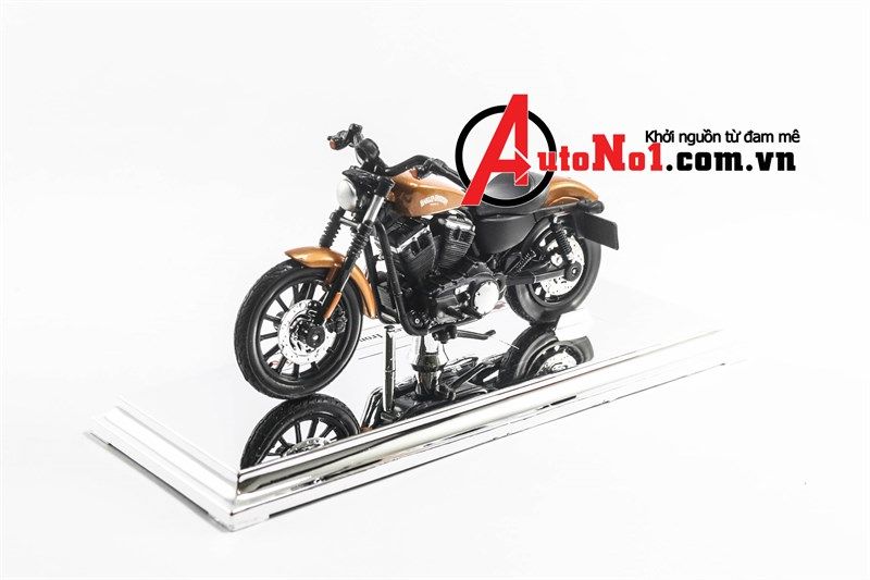 Mô hình xe Harley Davidson sportster iron 883 orange 1:18 Maisto 7373B